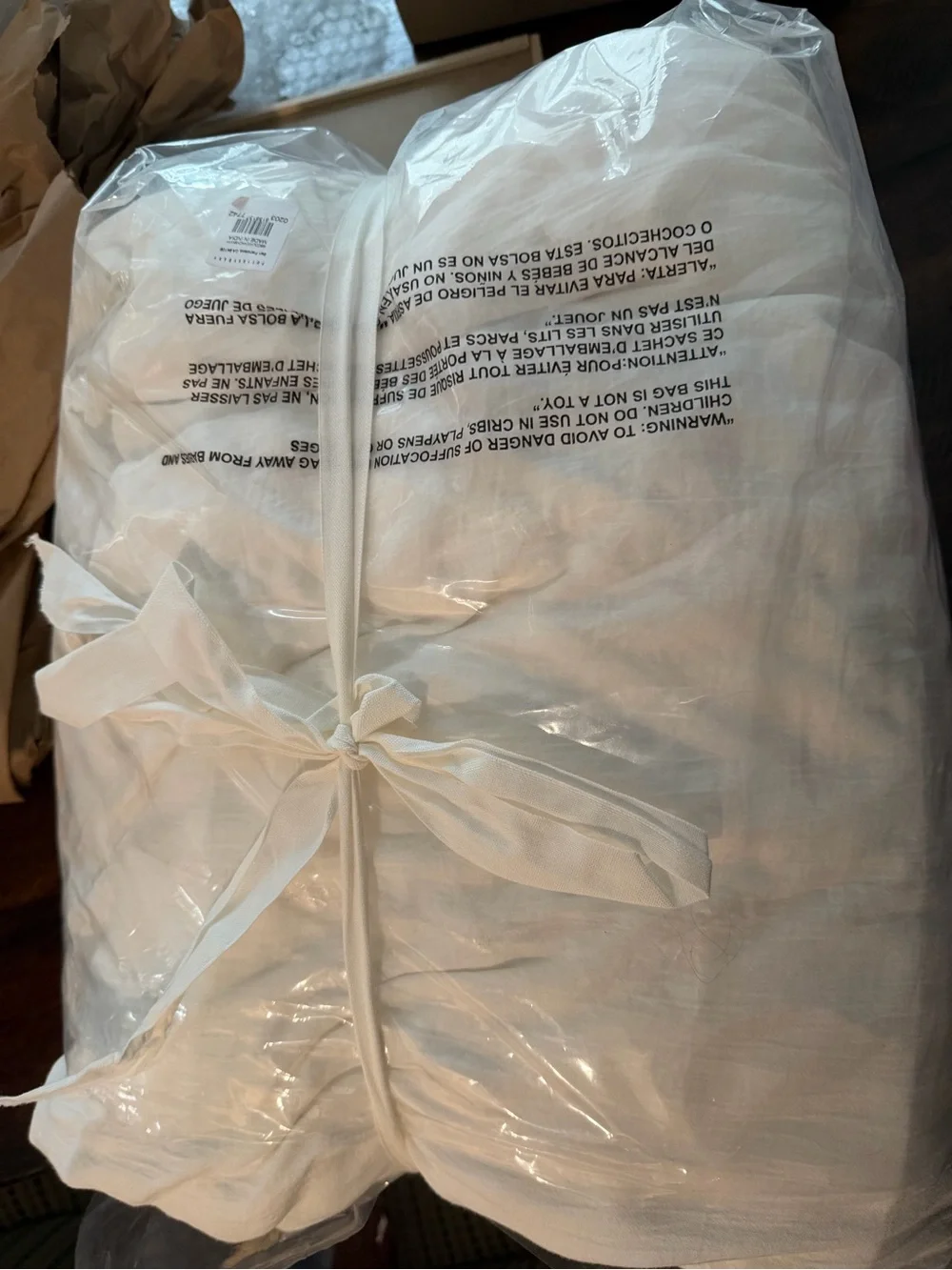 Isabelle Candlewick Cotton Duvet Cover (sham not included) in White